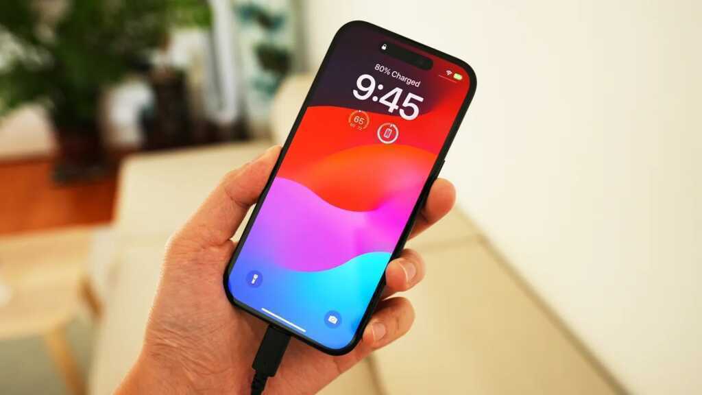 Sạc điện thoại đến 100% có làm hỏng pin không?