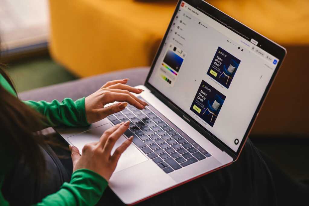 laptop unplash
