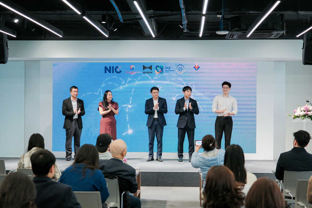 Gần 100 tài năng lượng tử góp mặt tại cuộc thi lần đầu tiên tổ chức ở Việt Nam