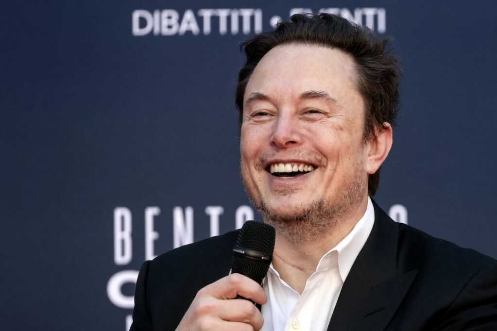 elon musk bloomberg