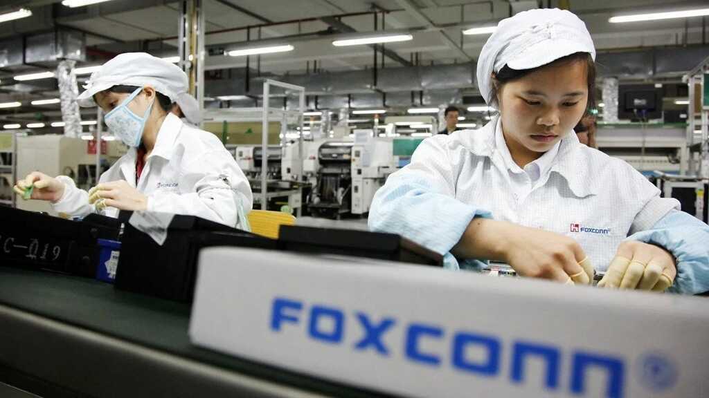 Thưởng nghìn USD hút công nhân, Foxconn dồn lực cho iPhone 18 Pro