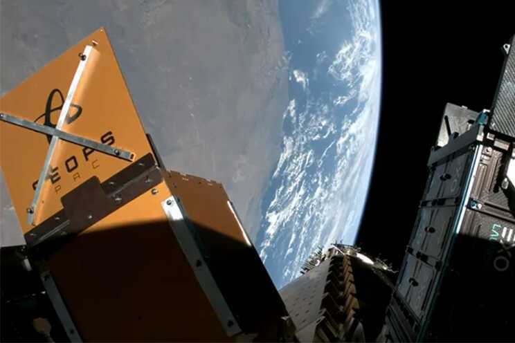 Vệ tinh hạt nhân thương mại đầu tiên được SpaceX phóng thành công