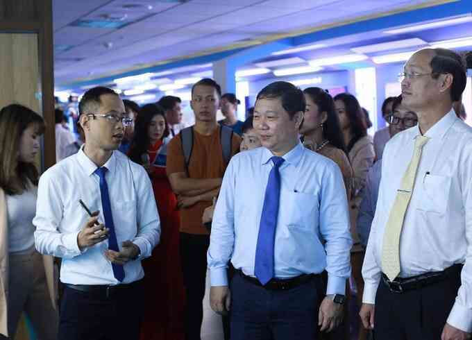 Ra mắt không gian sáng tạo và chuyển đổi số