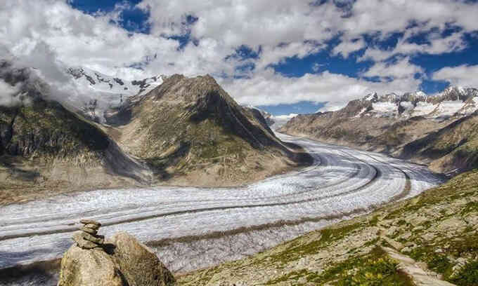Tuyết tích tụ thấp kỷ lục trên sông băng Aletsch