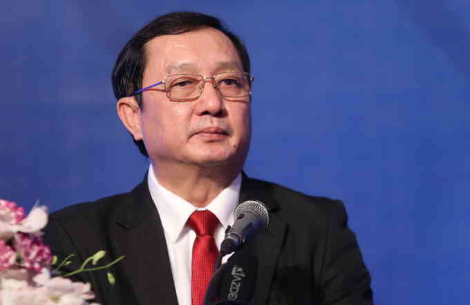 Bộ trưởng Huỳnh Thành Đạt: 