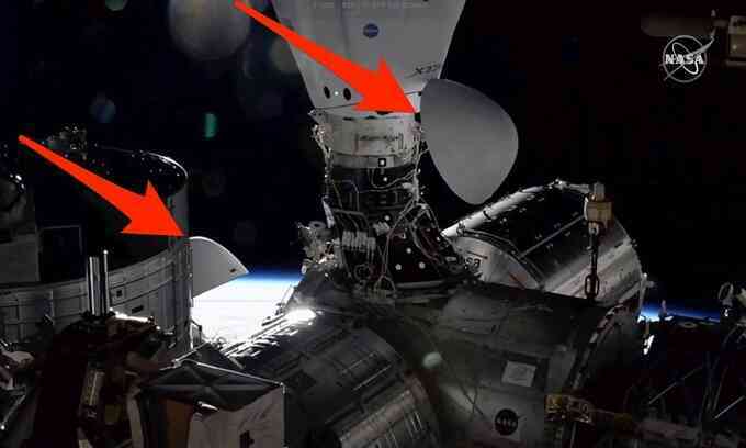 Lần đầu tiên hai tàu SpaceX ghép nối với trạm ISS cùng lúc