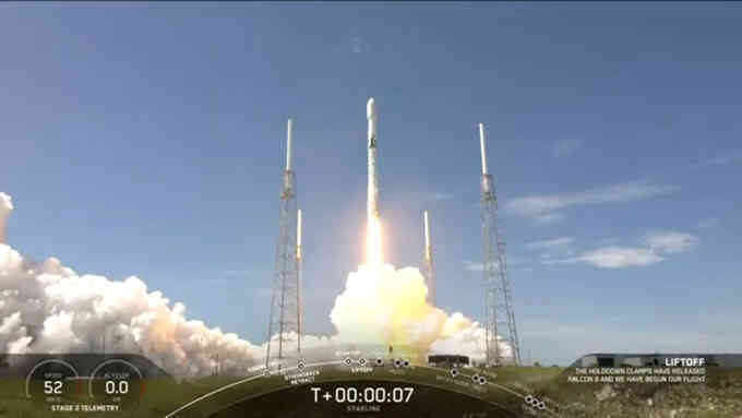 SpaceX sắp phóng liên tiếp hai tên lửa Falcon 9