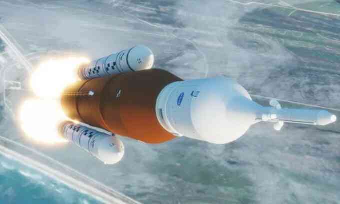 NASA sẽ phóng siêu tên lửa đến Mặt Trăng đầu năm 2022