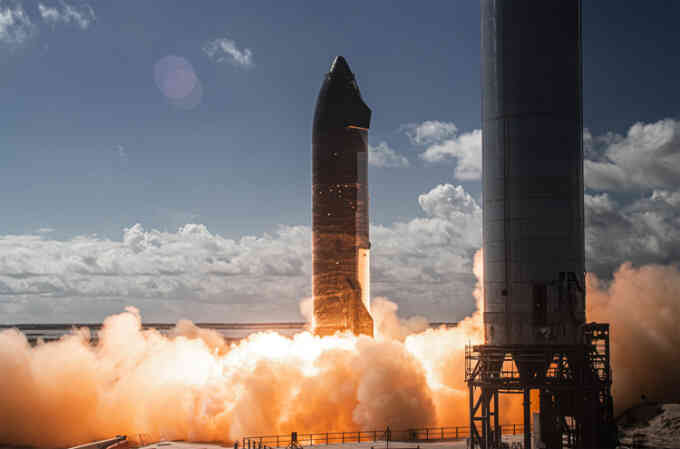6 động cơ tàu Starship lần đầu khai hỏa cùng lúc