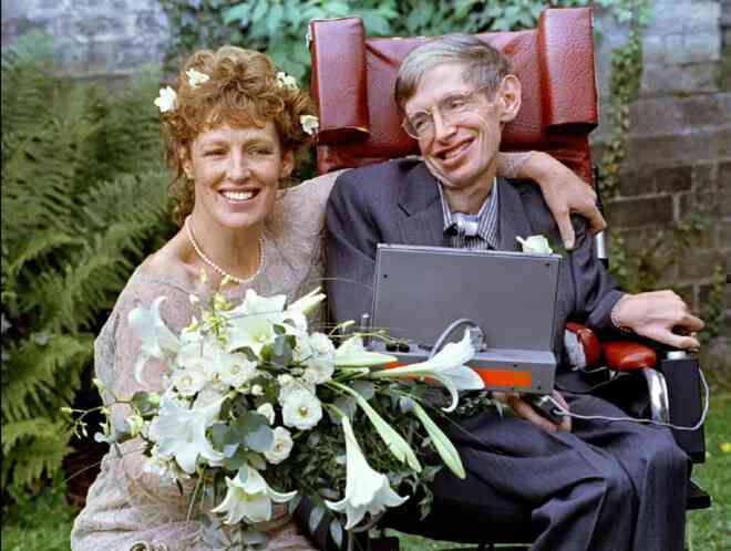 Cuộc đời và sự nghiệp của ông hoàng vật lý Stephen Hawking - 17