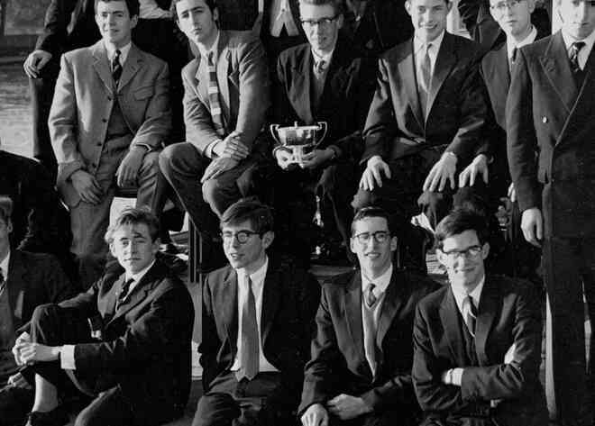 Cuộc đời và sự nghiệp của ông hoàng vật lý Stephen Hawking - 6
