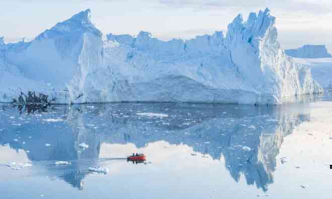 Lần đầu tiên có mưa rơi trên đảo Greenland - 1