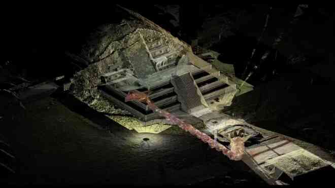 Tìm thấy đàn tế bí ẩn 2.000 năm tuổi ở dưới kim tự tháp Mexico