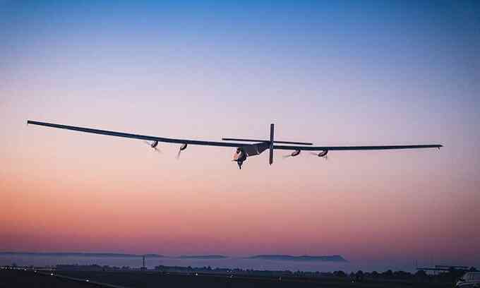 Drone năng lượng mặt trời có thể bay 90 ngày liên tục