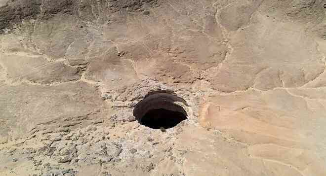 Bên dưới giếng địa ngục bí ẩn ở Yemen có gì? - 1