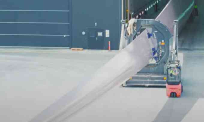 Cánh quạt turbine gió tái chế đầu tiên trên thế giới
