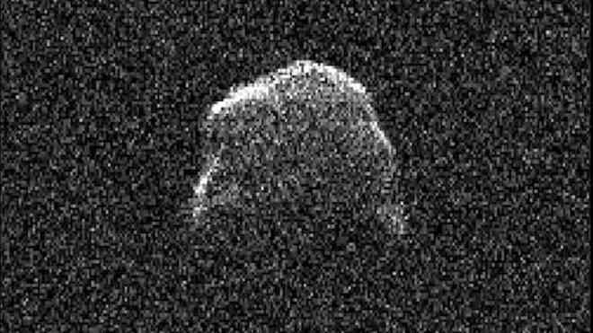 Vật thể bay thứ 1.000 được NASA phát hiện vừa bay sượt qua Trái đất