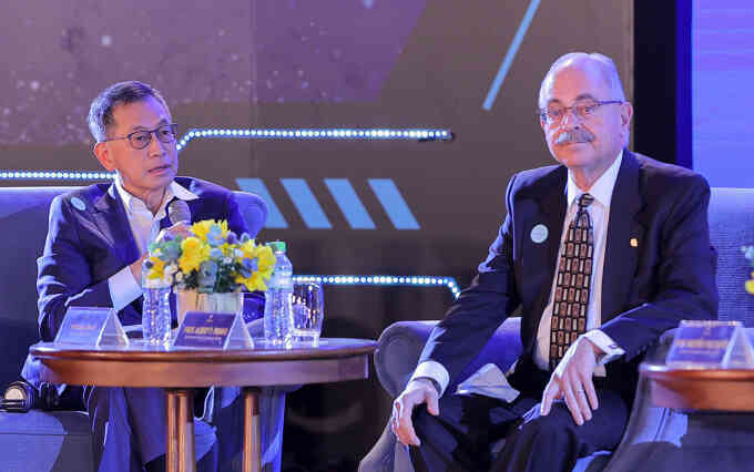 GS Đặng Văn Chí: 