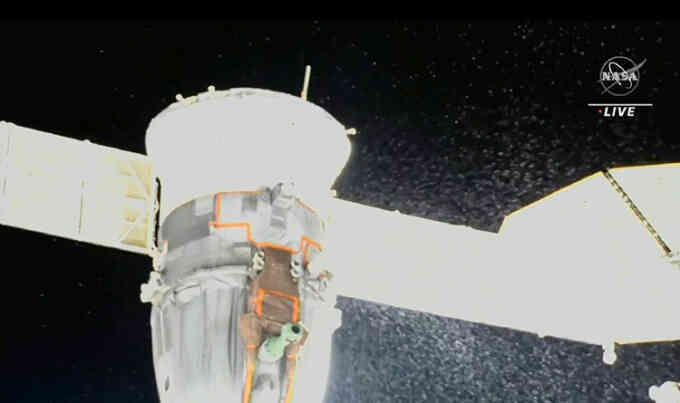 Nga có thể gửi tàu cứu hộ phi hành đoàn ISS