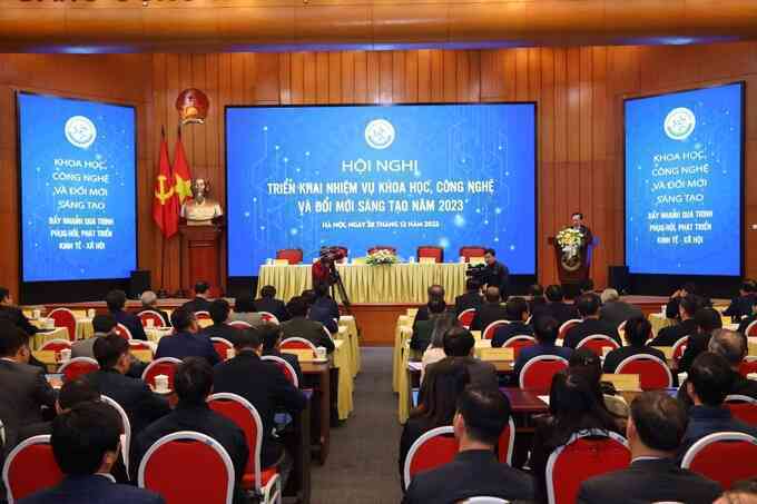 Khoa học công nghệ đóng góp tích cực vào thành công chung của cả nước - 1