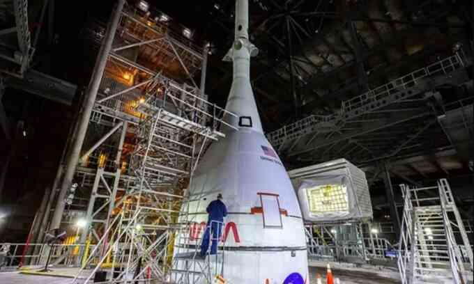 NASA chuẩn bị phóng tàu bay vòng quanh Mặt Trăng