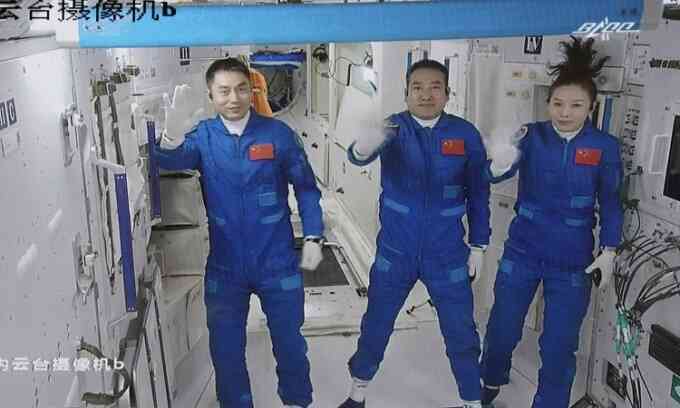 Ba phi hành gia sẽ bay lên trạm Thiên Cung vào tháng 6