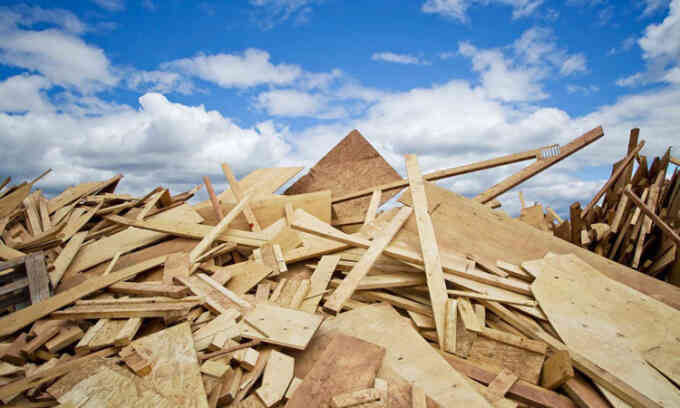 Tái chế gỗ thành vật liệu chắc chắn hơn thép