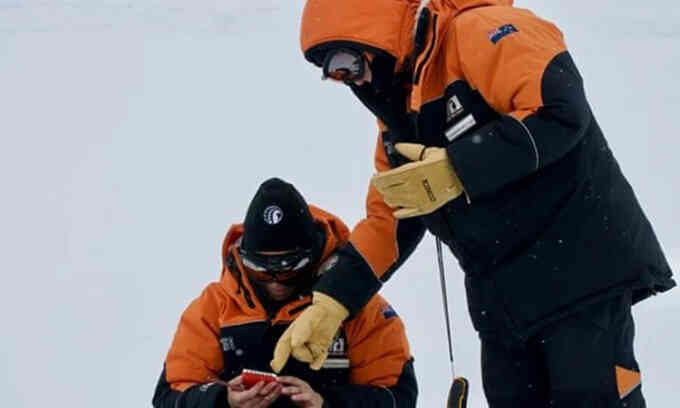 Lần đầu tiên tìm thấy vi nhựa trong tuyết Nam Cực