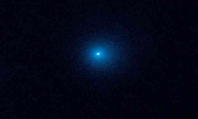 Sao chổi rộng 160 km sắp lao qua Trái Đất