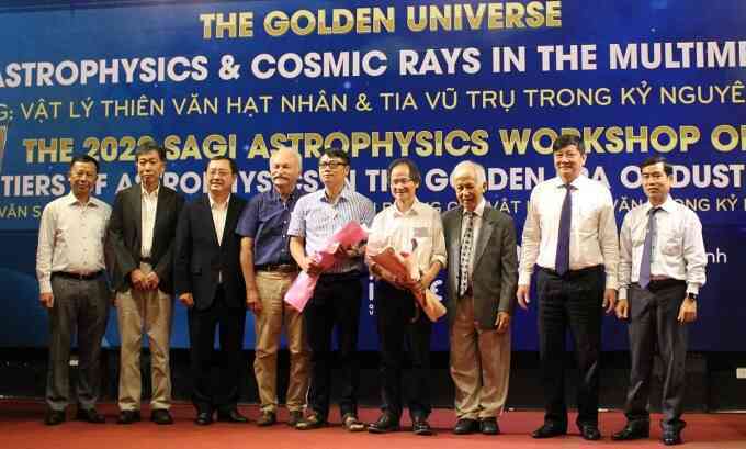 Ba nhà khoa học người Việt thành lập nhóm nghiên cứu vật lý thiên văn
