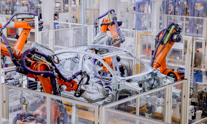 Trung Quốc đặt mục tiêu tăng gấp đôi mật độ robot