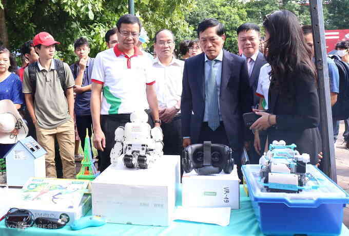 Hàng nghìn người trải nghiệm Ngày hội STEM Quốc gia 2023