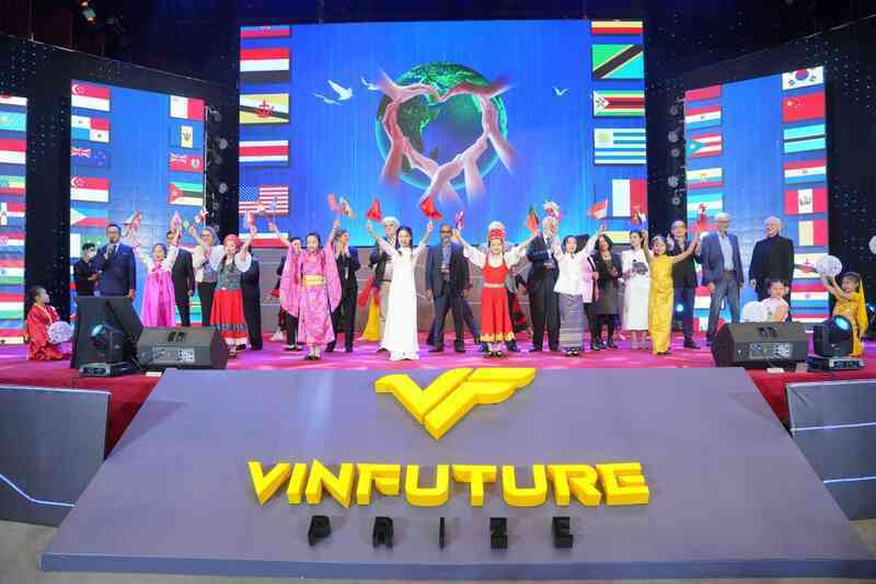 Giải thưởng VinFuture 2023: Màn biểu diễn của nữ ca sĩ lừng danh Katy Perry