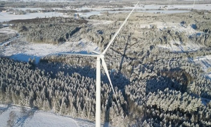 Turbine gỗ cao nhất thế giới bắt đầu hoạt động