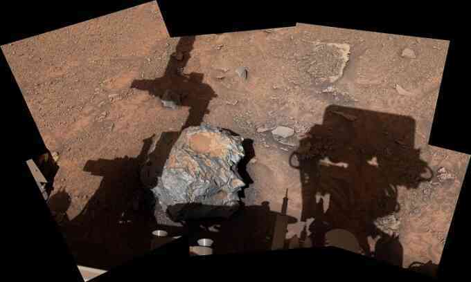 Robot NASA phát hiện thiên thạch kim loại trên sao Hỏa