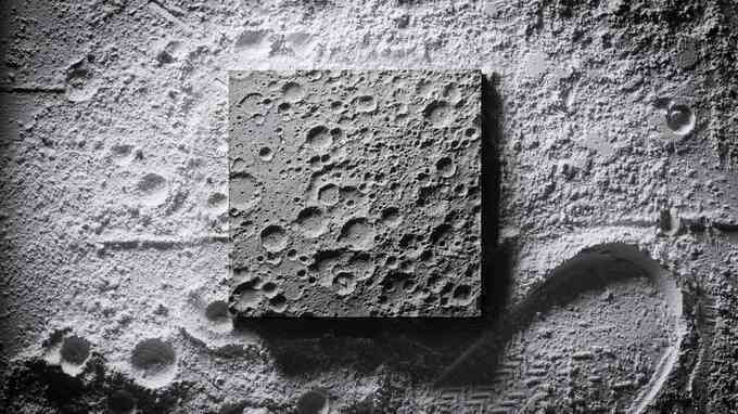 Khoảnh khắc thiên thạch va vào Mặt Trăng