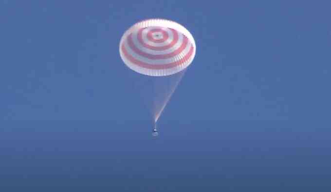 Tàu Soyuz MS-22 trở về Trái Đất an toàn dù bị rò rỉ nghiêm trọng