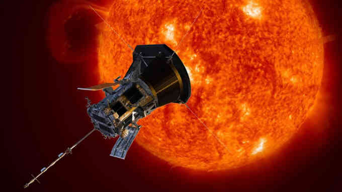 Những kỷ lục do tàu thăm dò Mặt Trời của NASA thiết lập
