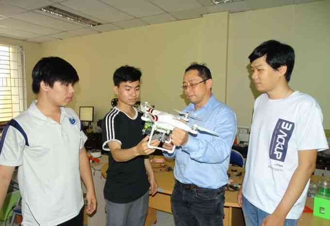 TP HCM đề xuất cho thử nghiệm xe điện, máy bay không người lái