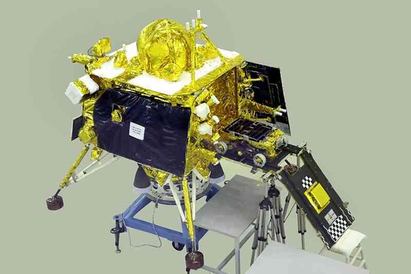 Tàu Chandrayaan-3 hạ cánh lên Mặt Trăng: Thời khắc Ấn Độ đi vào lịch sử - 2
