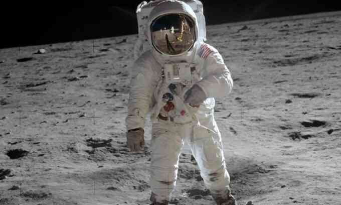 Bộ đồ giúp Neil Armstrong đặt chân lên Mặt Trăng