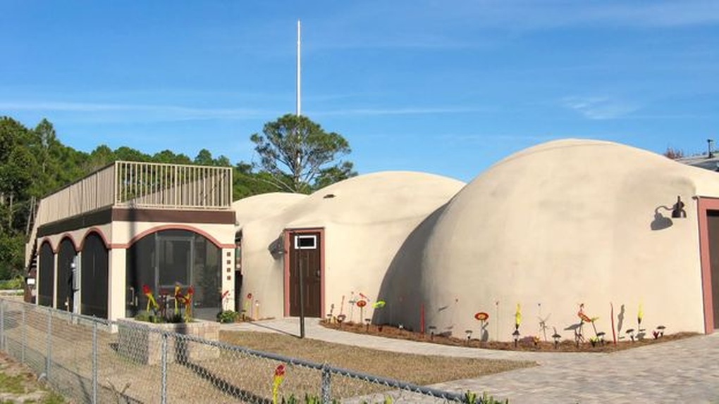 Nhà thiết kế đặc biệt ở Florida giúp chịu được bão cấp 5