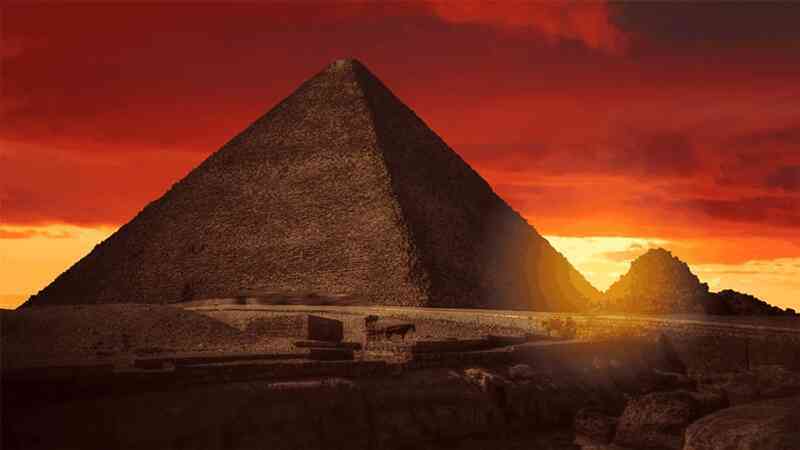 Điều gì khiến cho đại kim tự tháp Giza có thể tồn tại suốt 4.500 năm?