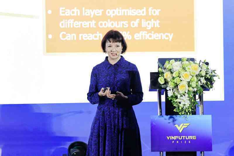 Nhà khoa học VinFuture nghiên cứu dùng AI chế tạo vật liệu nhựa có khả năng tuần hoàn - 4