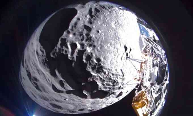 Tàu đổ bộ tư nhân Mỹ gửi ảnh chụp đầu tiên từ Mặt Trăng