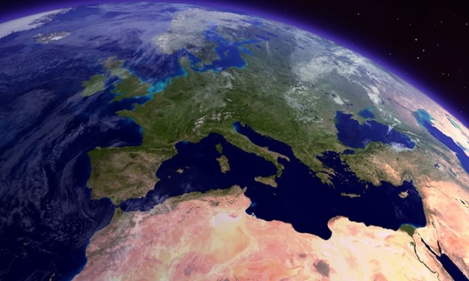 Mảng vỏ Trái Đất bị lật ngược bên dưới Địa Trung Hải