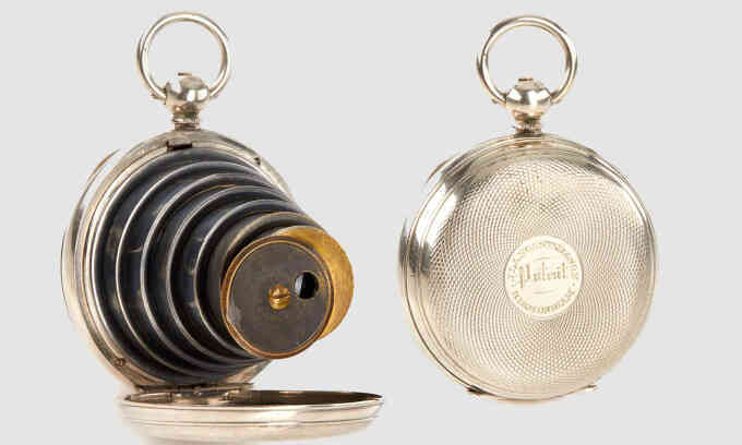 Máy ảnh bí mật dạng đồng hồ bỏ túi 130 năm trước
