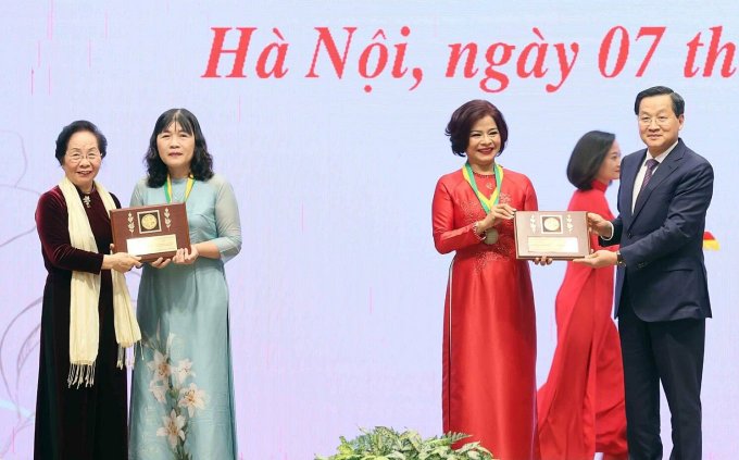 Hai nhà khoa học thắng giải Kovalevskaia 2023