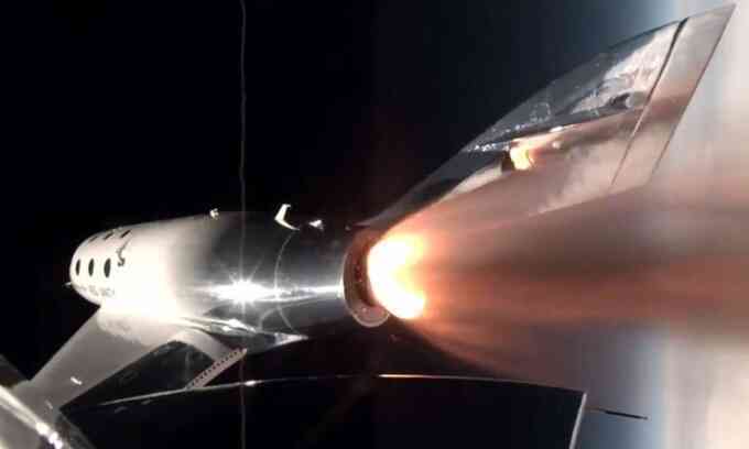 Máy bay vũ trụ của Virgin Galactic cất cánh lần cuối