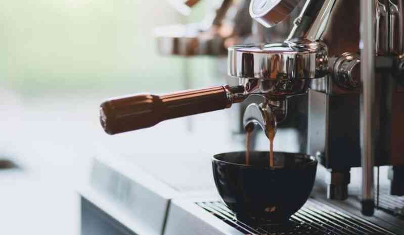 Uống cà phê giảm nguy cơ tử vong do ngồi quá nhiều - 2